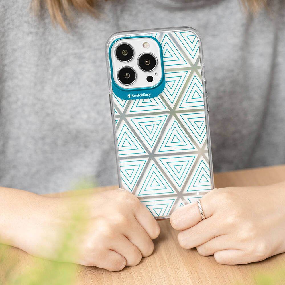 Switcheasy Artist Aurora iPhone 13 Pro Çift IMD Baskılı Lisanslı Kılıf