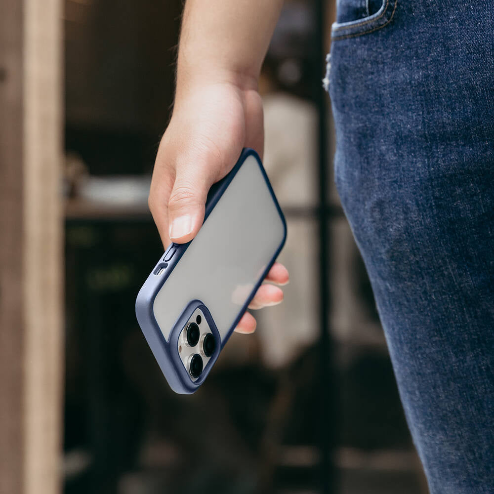 Switcheasy Aero Plus iPhone 14 Ultra İnce Şok Önleyicili Lisanslı Kılıf