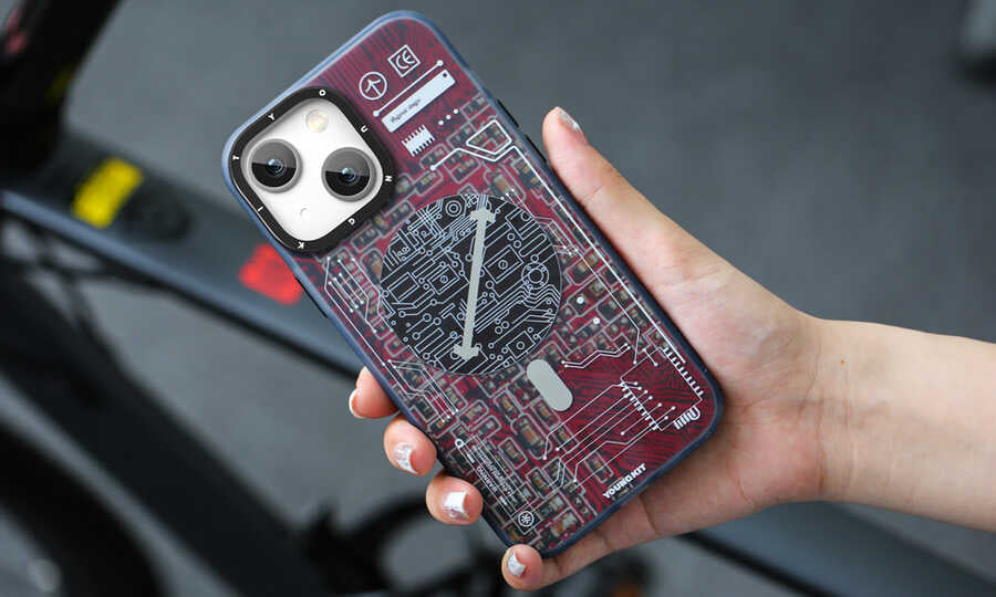 YoungKit Technology Serisi iPhone 14 Plus Magsafe Şarj Özellikli Telefon Kılıfı - 15