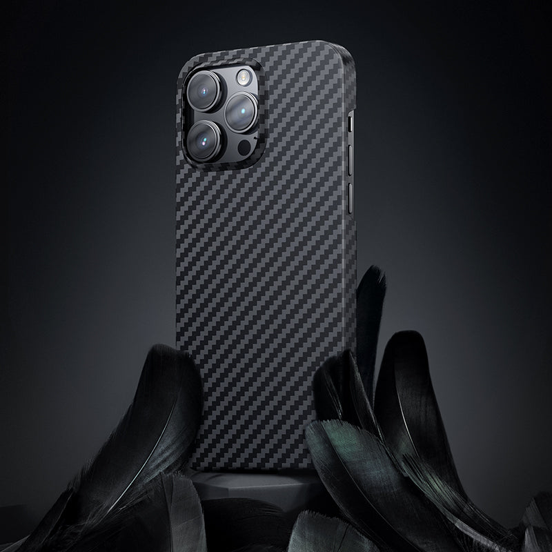 Benks Essential Kevlar iPhone 14 Pro Kılıf M-safe Özellikli Karbon Fiber Telefon Kılıfı - 5