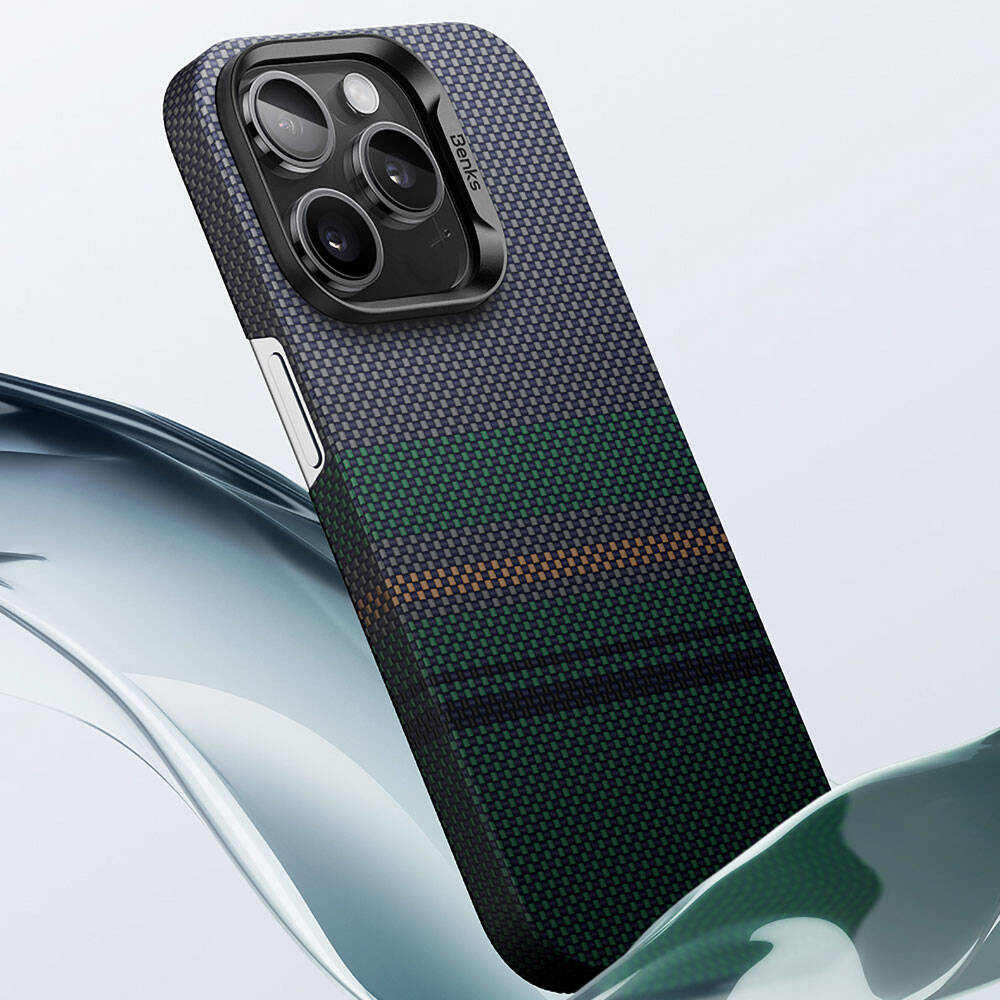 Benks Aurora ArmorAir iPhone 15 Pro Max M-safe Şarj Özellikli Karbon Fiber Tasarımlı Kevlar Kılıf