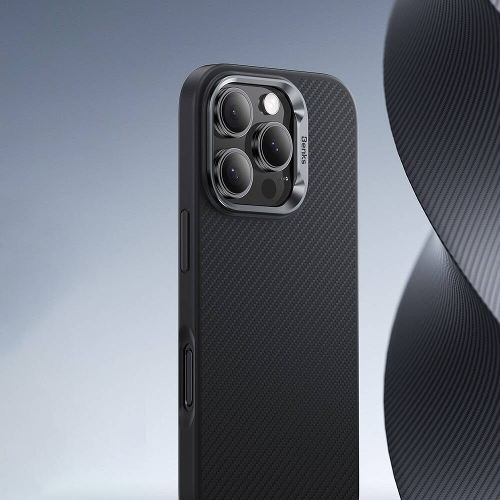 Benks Hybrid ArmorPro 600D iPhone 16 Pro Max Karbon Fiber M-safe Şarj Özellikli Kevlar Kılıf