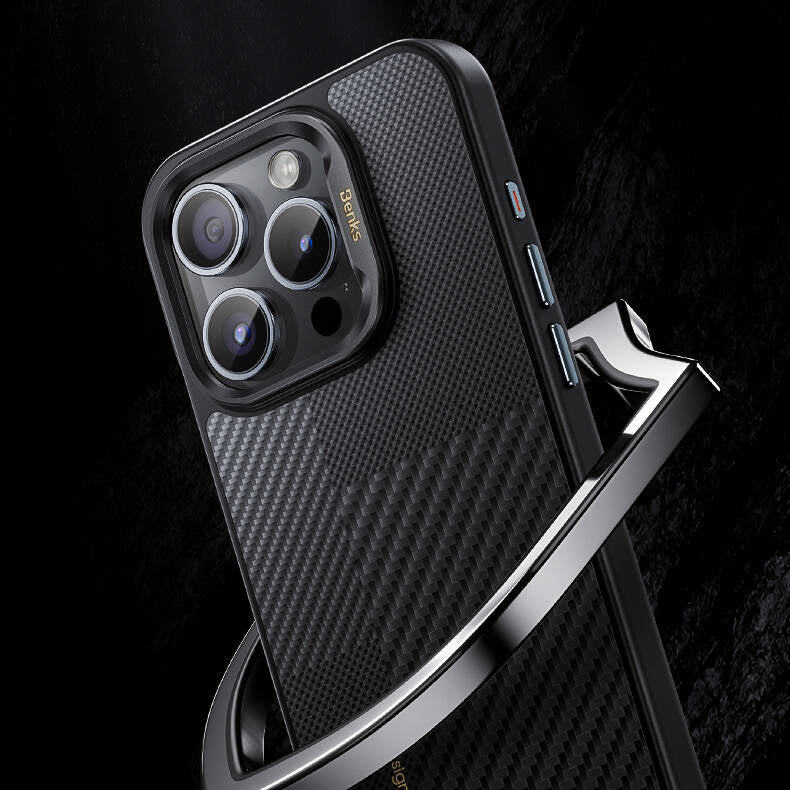 Benks Montage Hybrid ArmorPro iPhone 16 Pro Max M-safe Şarj Özellikli Karbon Fiber Kevlar Kılıf