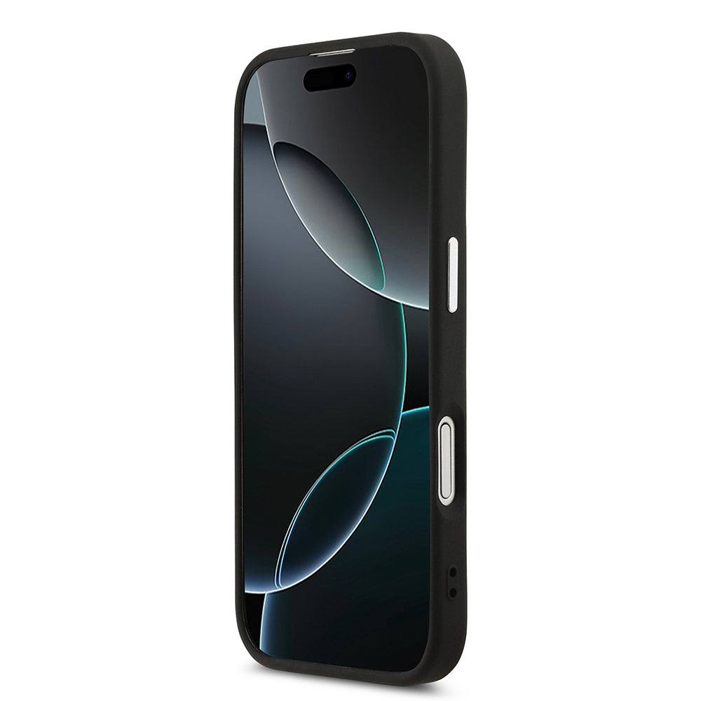 Guess iPhone 17 Orjinal Lisanslı M-safe Şarj Özellikli PU Deri Metal Kamera Çerçeveli Üçgen Logolu Kılıf