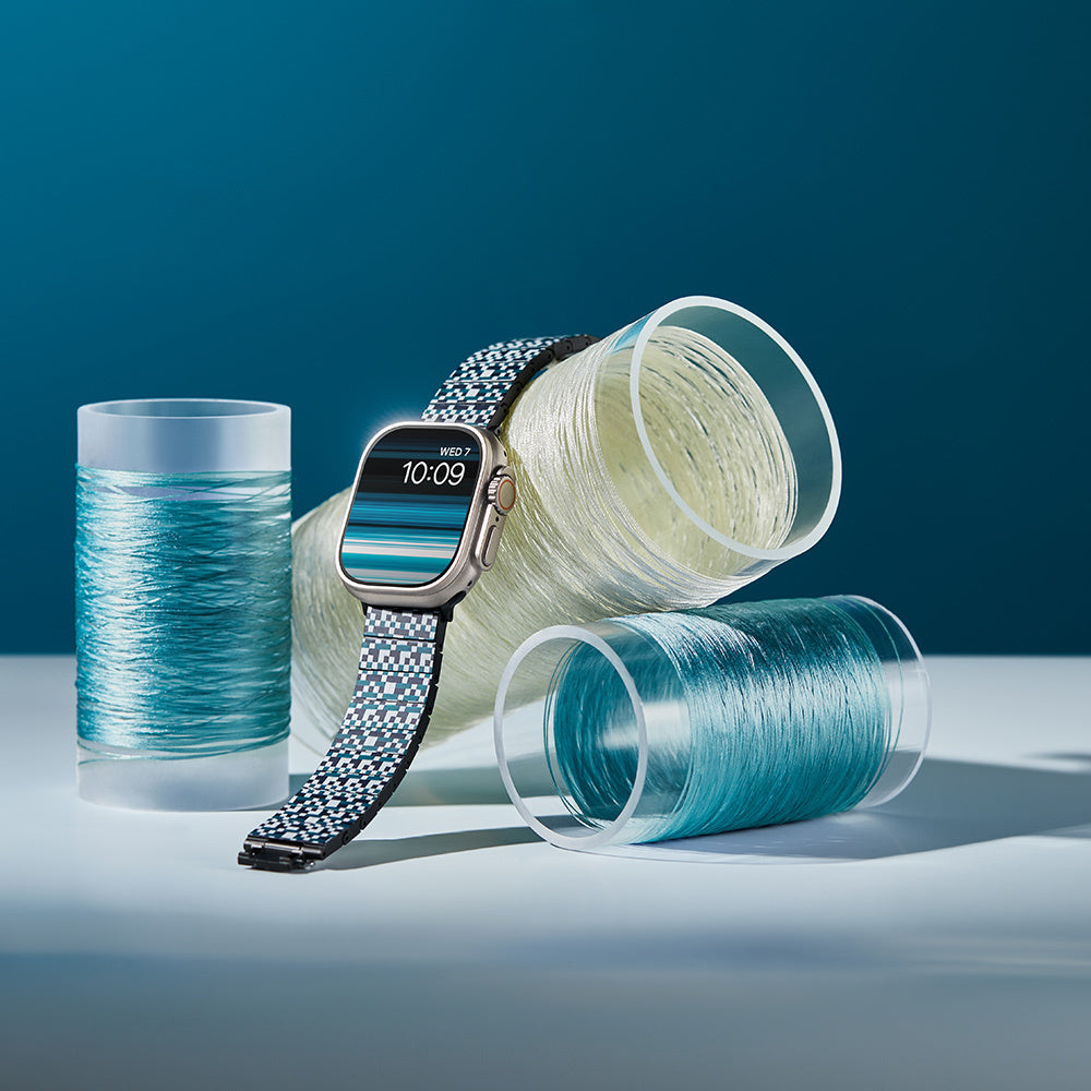 Pitaka Dreamland ChromaCarbon Serisi Tüm Apple Watch Modelleriyle Uyumlu Aramid Fiber ve Karbon Fiber Mosaic Universal Kordon