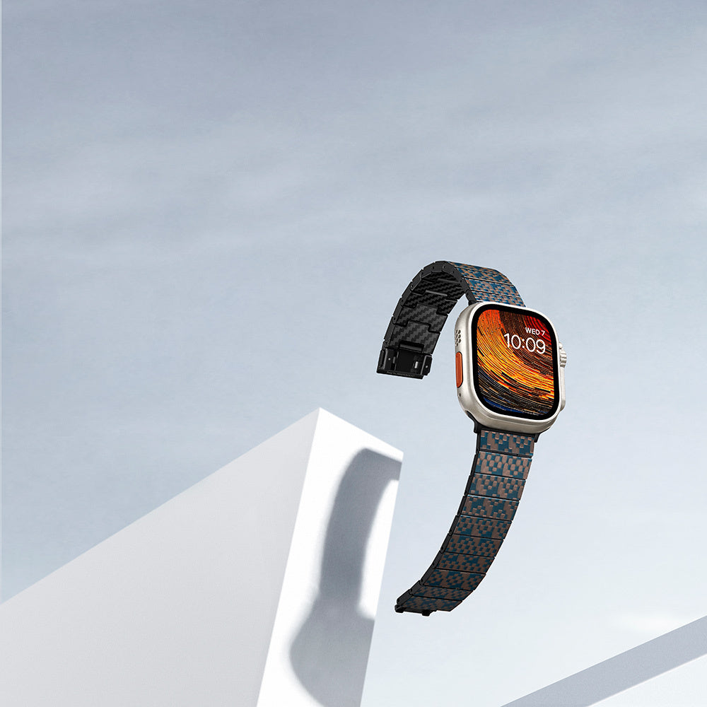 Pitaka Dreamland ChromaCarbon Serisi Tüm Apple Watch Modelleriyle Uyumlu Aramid Fiber ve Karbon Fiber Stairs Universal Kordon