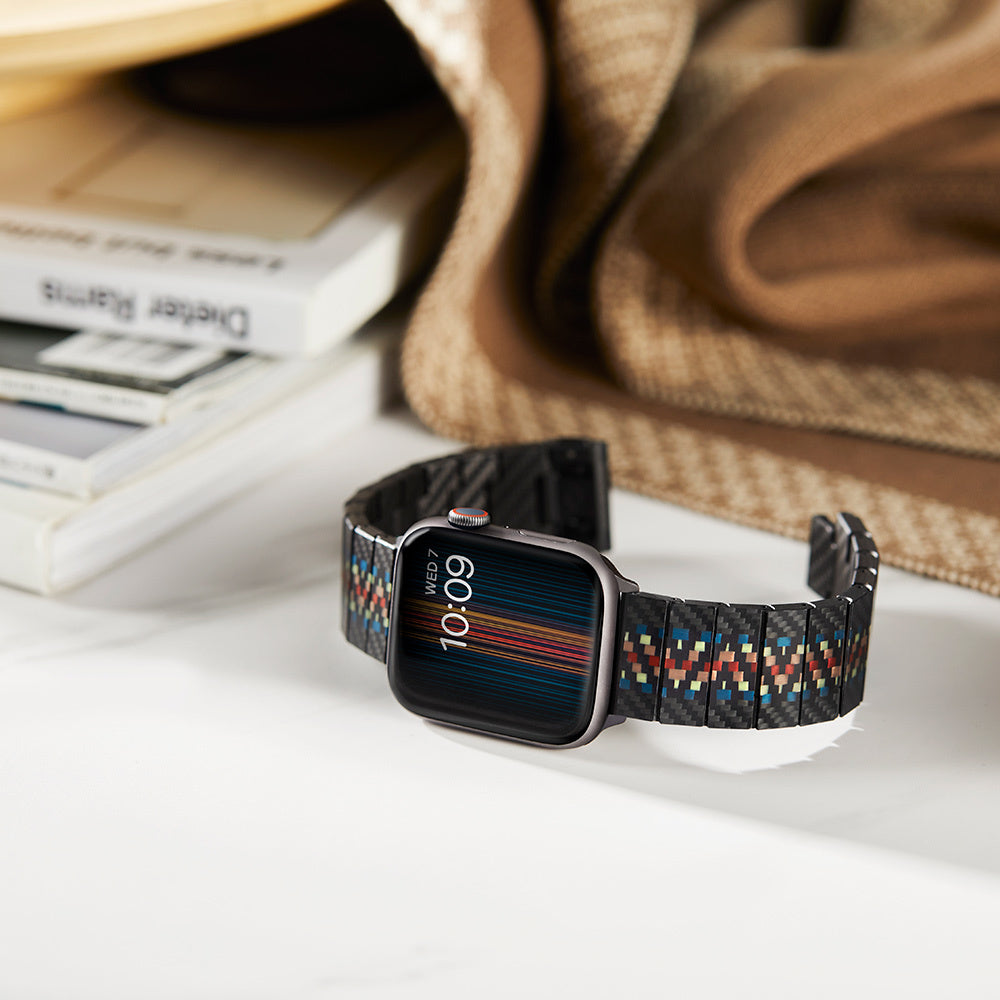 Pitaka Modern Serisi Tüm Apple Watch Modelleriyle Uyumlu Aramid Fiber ve Karbon Fiber Rhapsody Universal Kordon
