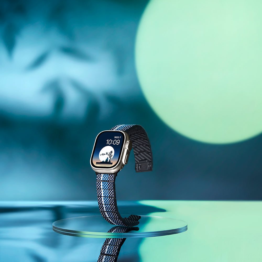 Pitaka Poetry of Things ChromaCarbon Serisi Tüm Apple Watch Modelleriyle Uyumlu Aramid Fiber ve Karbon Fiber Moon Universal Kordon