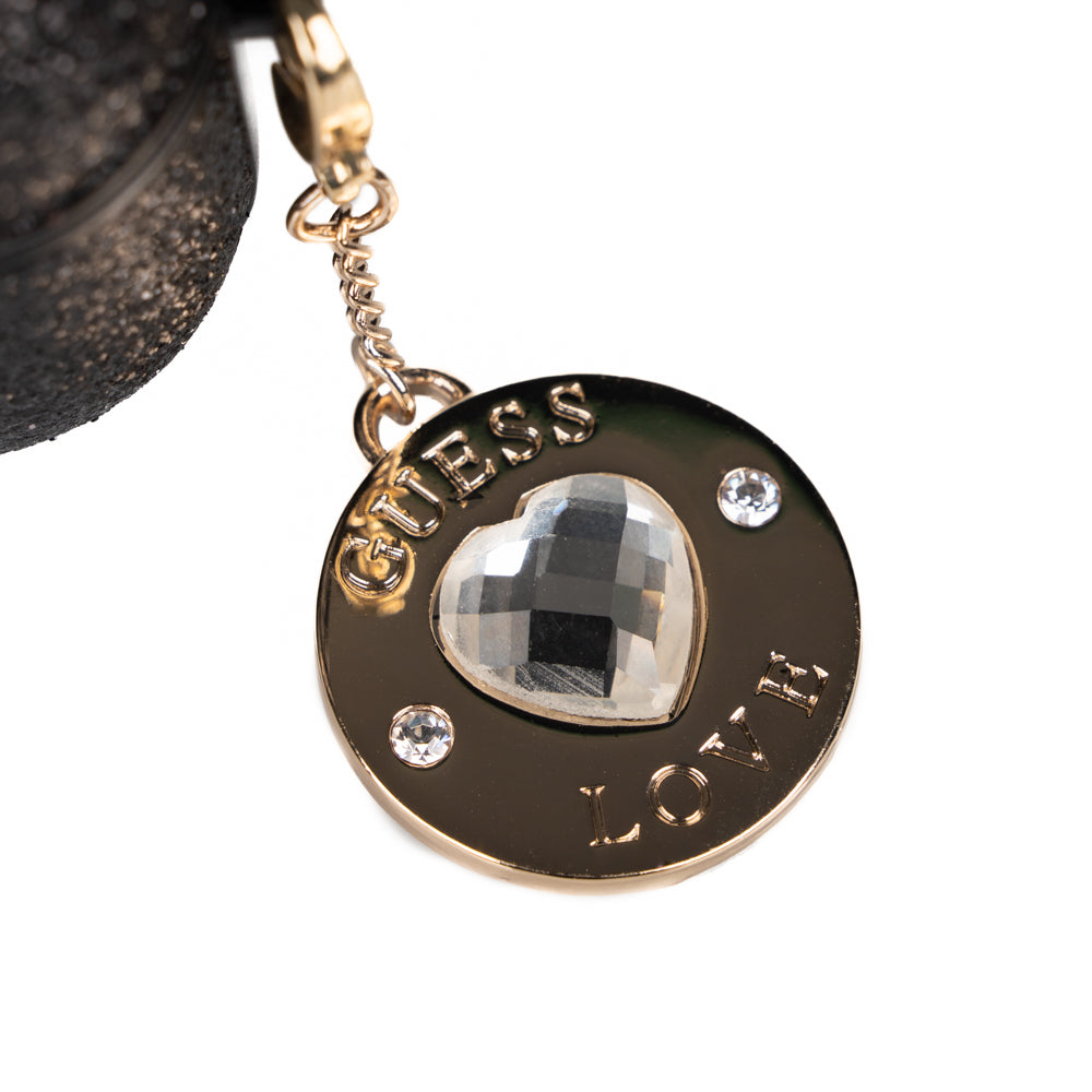 Guess Airpods 4 Orjinal Lisanslı Glitter Elmas Kalp Süs Zincirli Kılıf