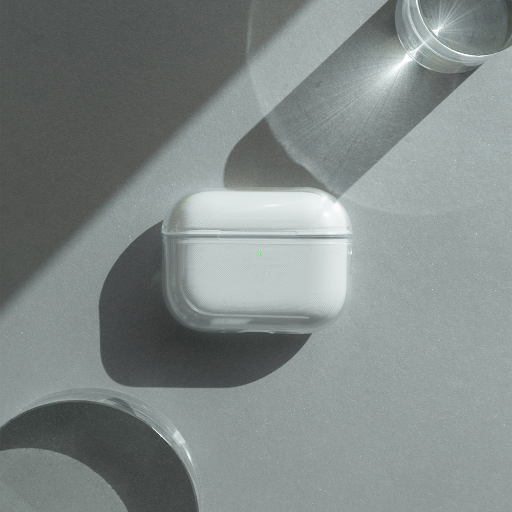 Apple AirPods Pro 3 Qi M-Safe Şarj Özellikli Native Union Clear Serisi Silikon Kılıf