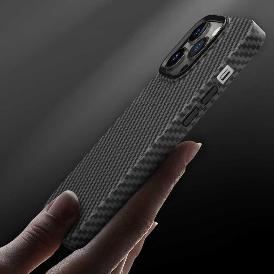 iPhone 14 Plus Kılıf Wiwu Karbon Fiber Görünümlü M-safe Wireless Şarj Özellikli Kabon Kılıf - 5