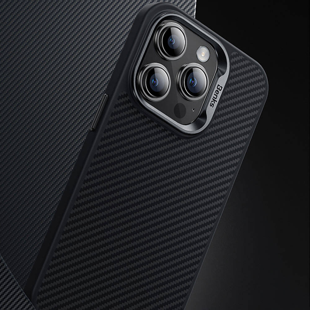 Benks iPhone 14 Pro Karbon Fiber M-safe Şarj Özellikli Hybrid ArmorPro 600D Kevlar Kılıf