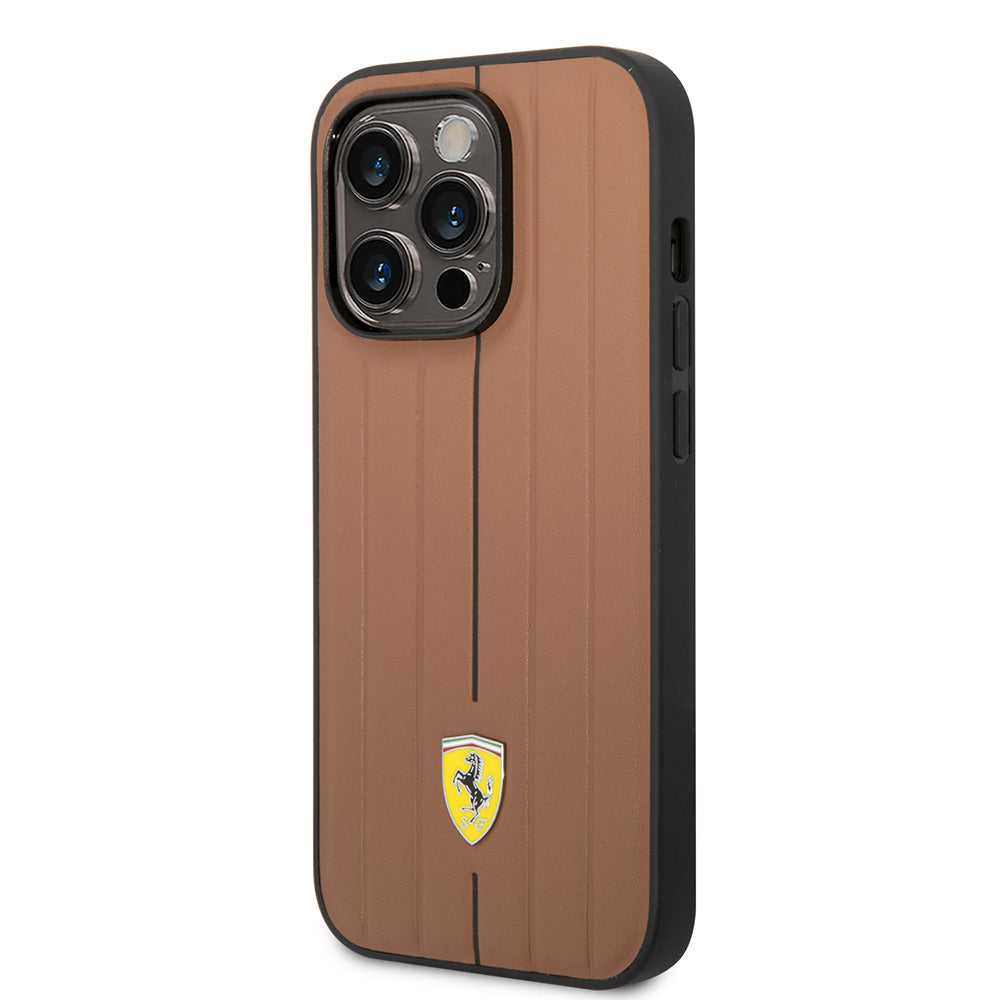Ferrari iPhone 14 Pro Max Orjinal Lisanslı Deri Arka Yüzey Metal Logolu Şerit Tasarımlı Kılıf