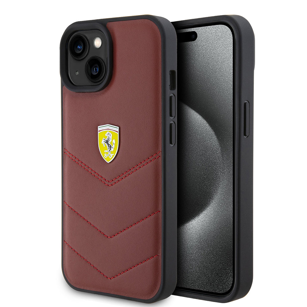 Ferrari iPhone 15 Orjinal Lisanslı Deri Dikişli Arka Yüzey Metal Logo Tasarımlı Telefon Kılıfı