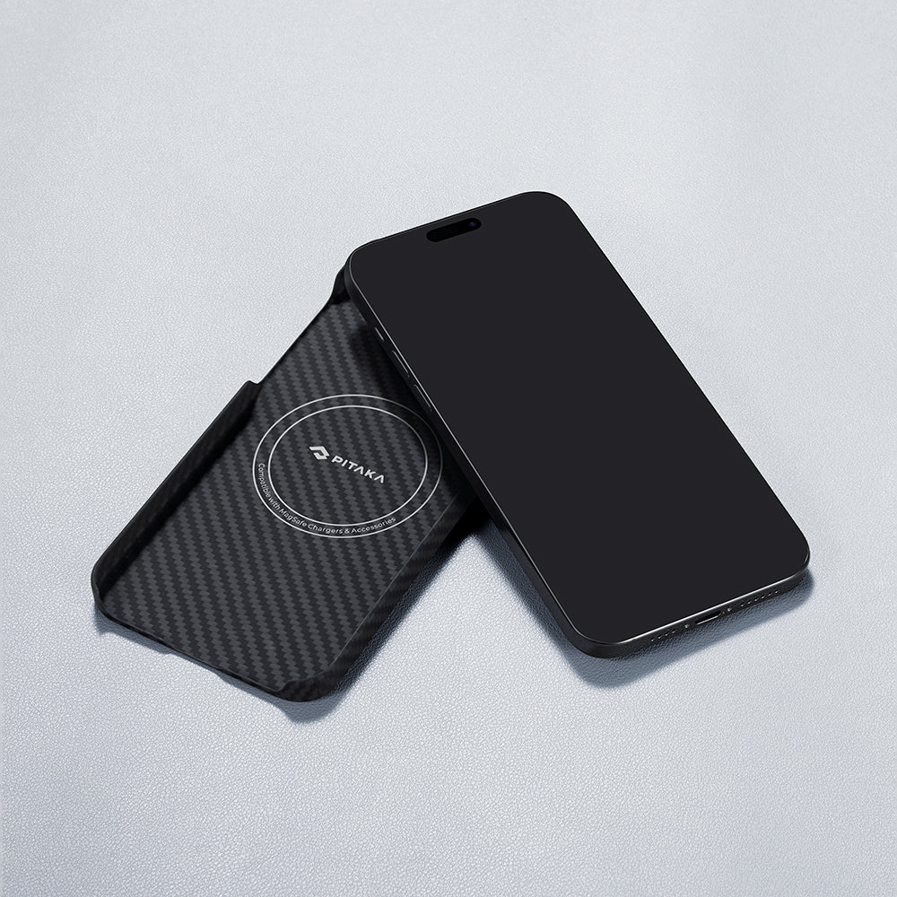 Pitaka Ultra-Slim Classic Serisi iPhone 15 Plus Kılıf M-safe Şarj Özellikli 1500D Aramid Fiber Black-Grey Twill Kılıf