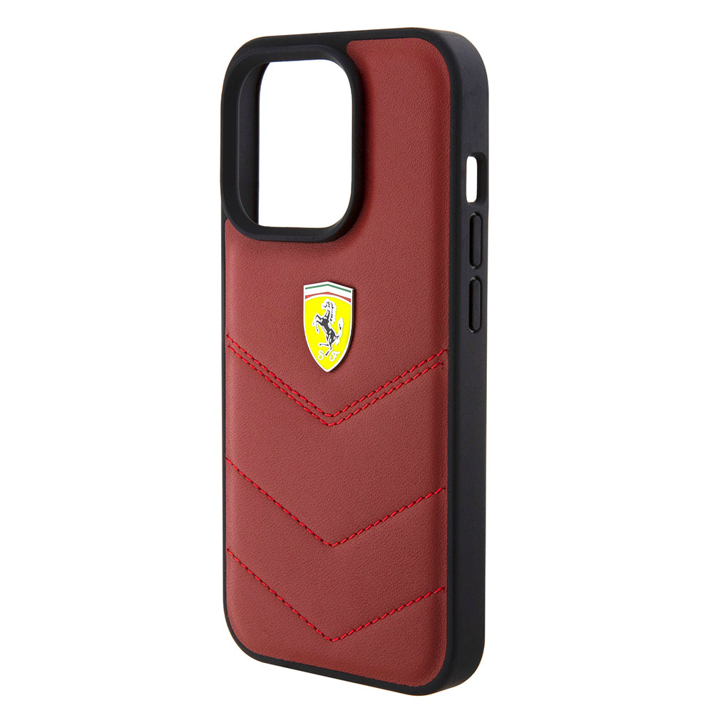 Ferrari iPhone 15 Pro Orjinal Lisanslı Deri Dikişli Arka Yüzey Metal Logo Tasarımlı Kılıf