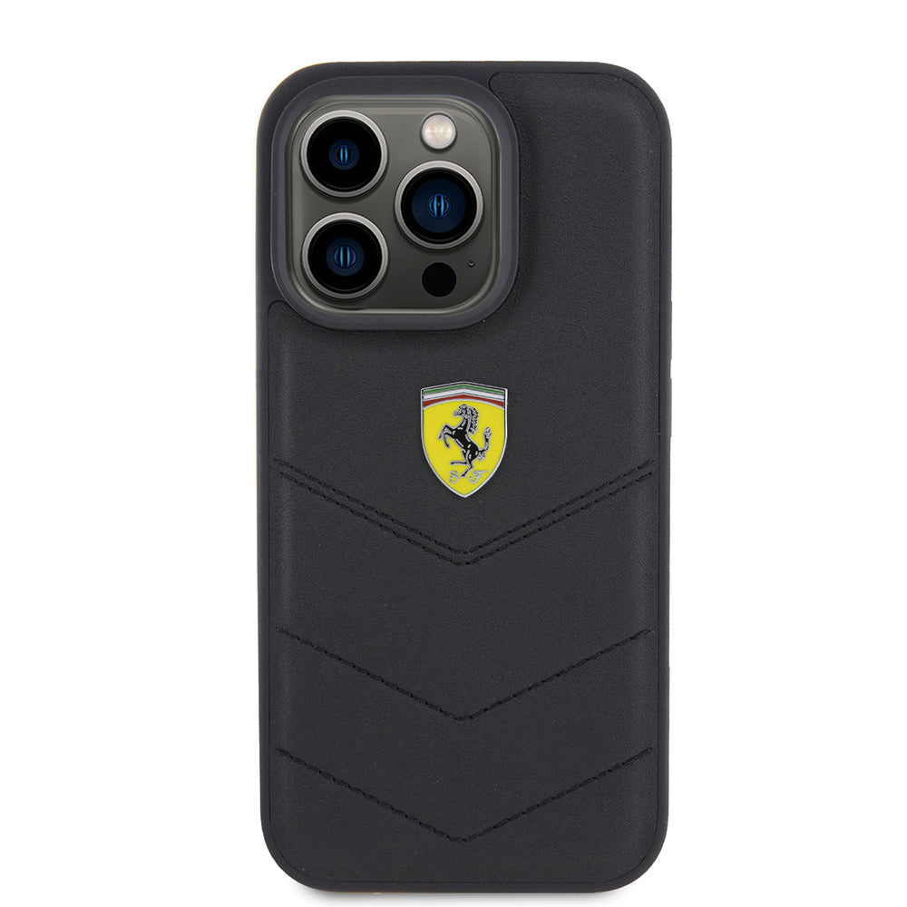 Ferrari iPhone 15 Pro Orjinal Lisanslı Deri Dikişli Arka Yüzey Metal Logo Tasarımlı Kılıf