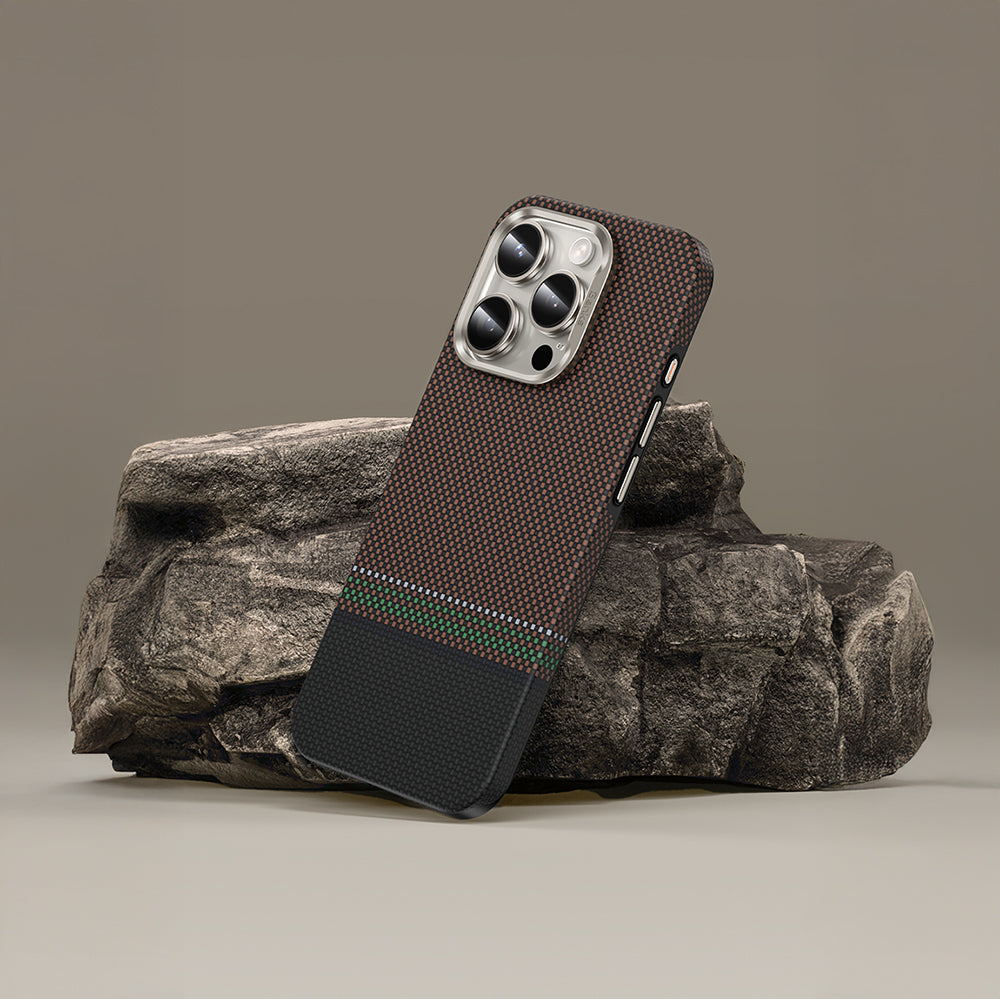 Benks Prestige ArmorPro iPhone 15 ProKarbon Fiber Tasarımlı M-safe Kevlar Kılıf