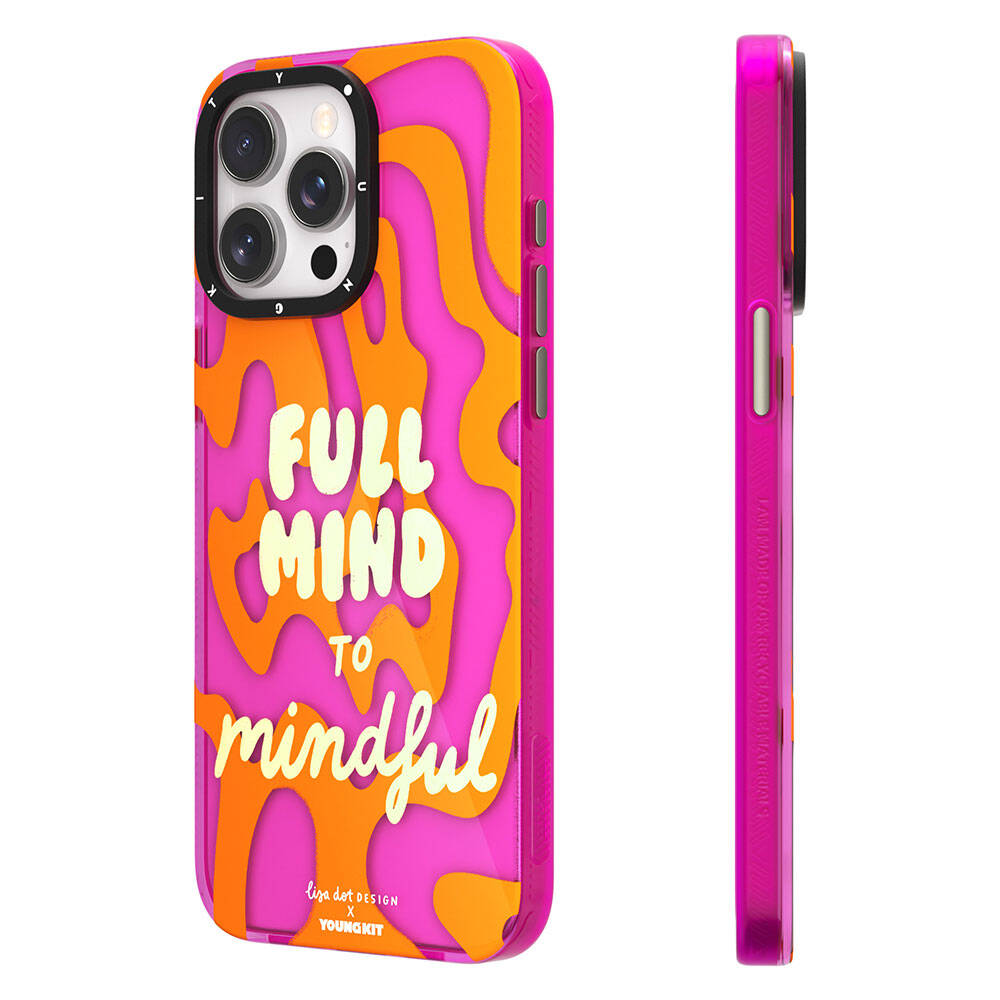 Youngkit Mindfulness Serisi iPhone 15 Pro Yazı Desenli Telefon Kılıfı