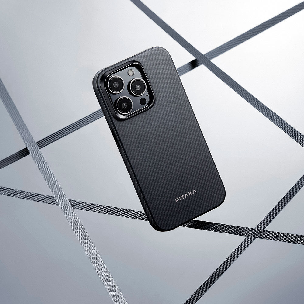 Pitaka Military-Grade Classic Serisi iPhone 15 Pro Max Kılıf M-safe Şarj Özellikli 600D Aramid Fiber Black-Grey Twill Kılıf