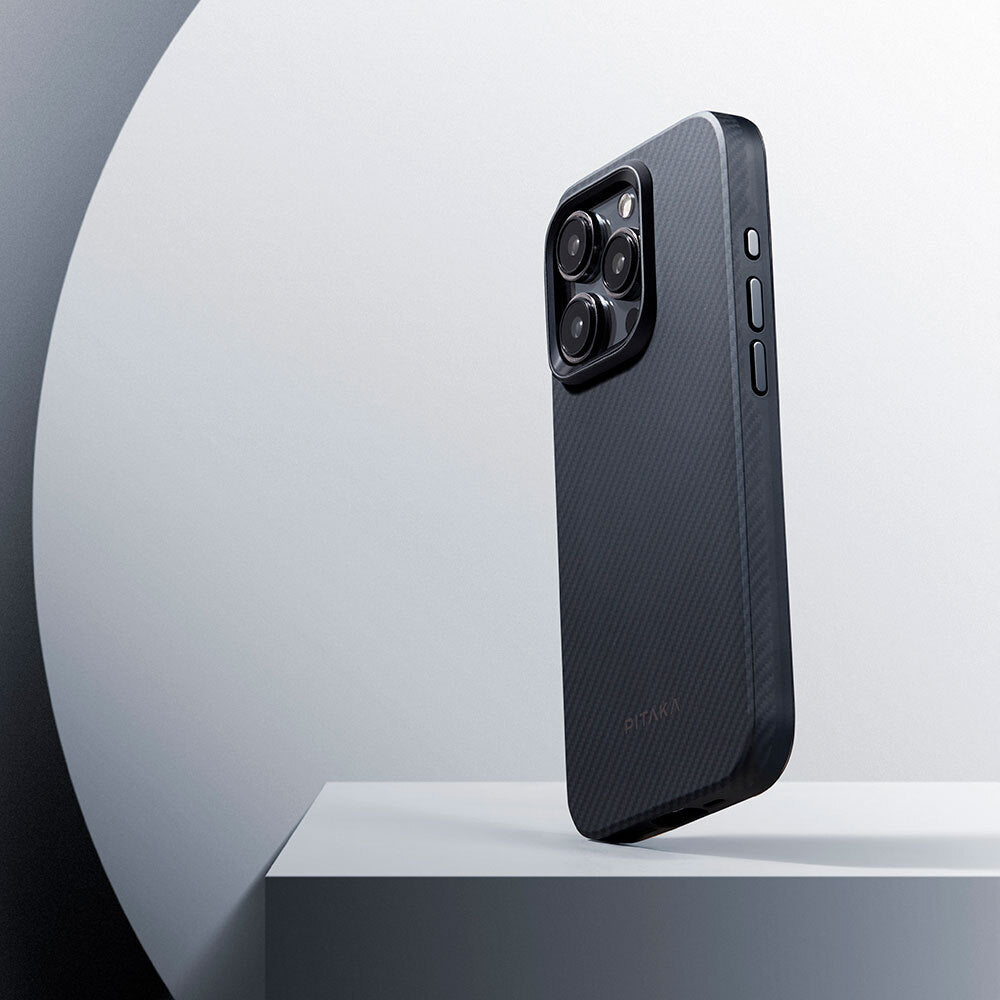 Pitaka Military-Grade Classic Serisi iPhone 15 Pro Max Kılıf M-safe Şarj Özellikli 600D Aramid Fiber Black-Grey Twill Kılıf