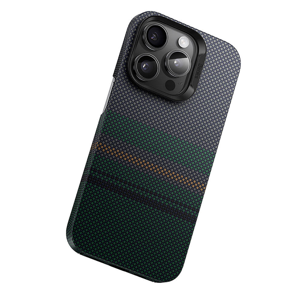 Benks Aurora ArmorAir iPhone 15 Pro Max M-safe Şarj Özellikli Karbon Fiber Tasarımlı Kevlar Kılıf
