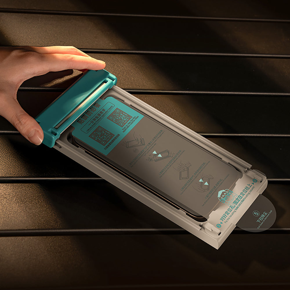 Benks Glass Warrior 2.0 AR-EZFita iPhone 16 Pro Cam Ekran Koruyucu + Kolay Uygulama Aparatı