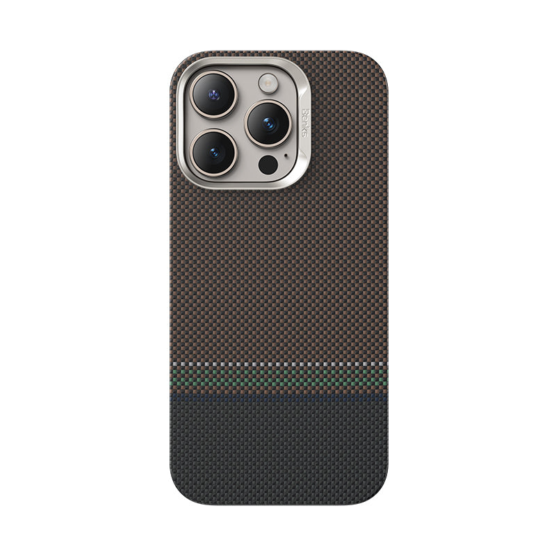 Benks Prestige ArmorAir iPhone 16 Pro M-safe Şarj Özellikli Karbon Fiber Tasarımlı Kevlar Kılıf