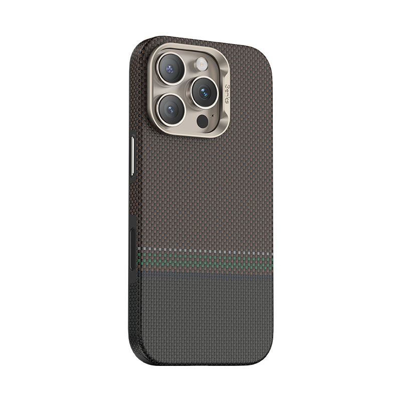 Benks Prestige ArmorPro iPhone 16 Pro M-safe Şarj Özellikli Karbon Fiber Tasarımlı Kevlar Kılıf