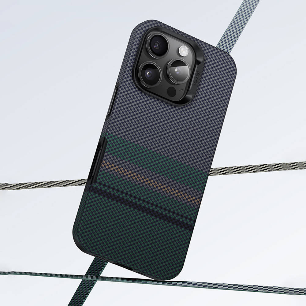 Benks Aurora ArmorPro iPhone 16 Pro Max M-safe Şarj Özellikli Karbon Fiber Tasarımlı Kevlar Kılıf