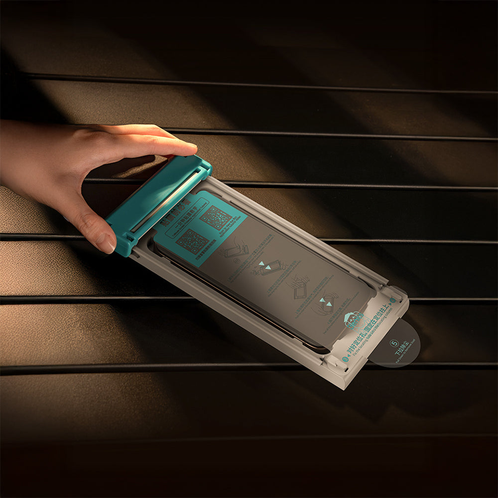 Benks Glass Warrior 2.0 EZFita iPhone 17 Pro Max Safir Cam Ekran Koruyucu + Kolay Uygulama Aparatı