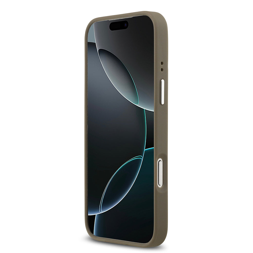 Guess iPhone 17 Pro Max Orjinal Lisanslı Grained 4G Metal Büyük Logolu Telefon Kılıfı