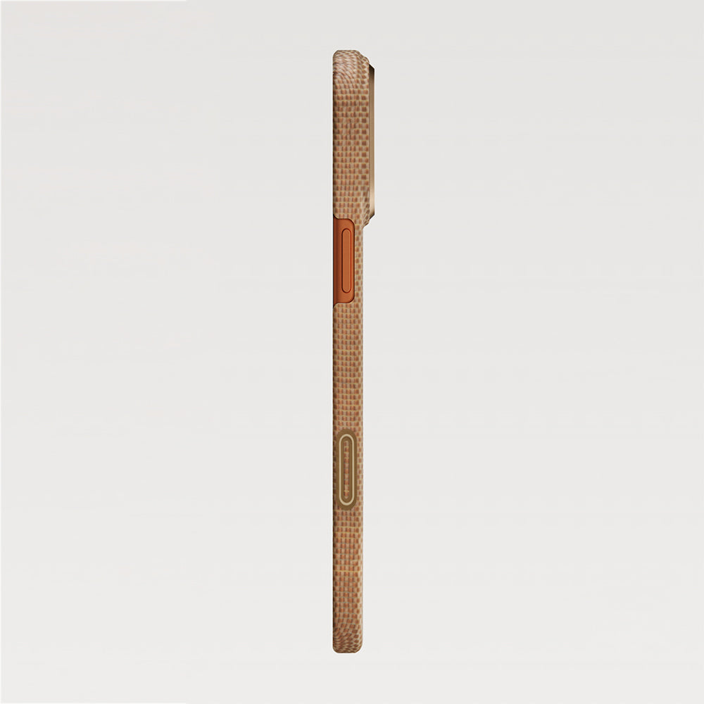 Pitaka Glints of Gold Ultra Slim Serisi iPhone 17 Pro Max M-safe Şarj Özellikli Aramid Fiber Kılıf