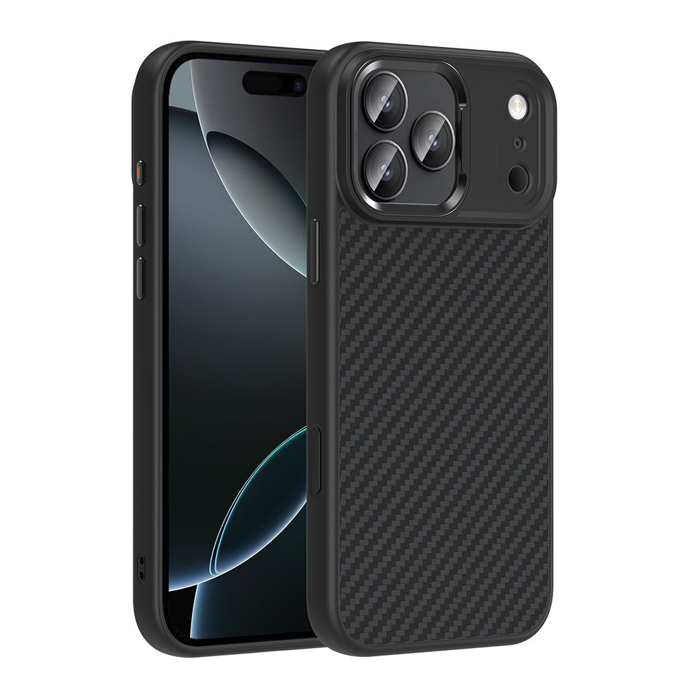 Cepax iPhone 17 Pro Max M-Safe Şarj Özellikli Karbon Fiber Görünümlü Truva Silikon Kılıf