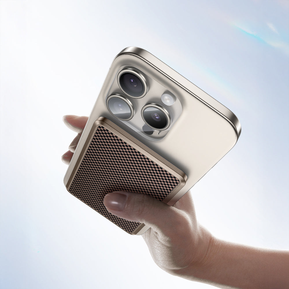 Benks MP16 ArmorGo M-safe Şarj Özellikli Ultra İnce ArmorTint Serisi Aramid Fiber Powerbank 15W 10000mAh