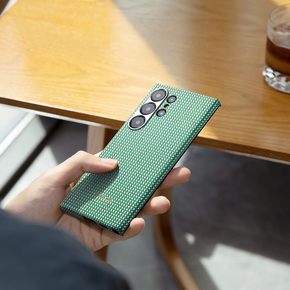 Pitaka Ultra-Slim Classic Serisi Galaxy S24 Ultra M-safe Şarj Özellikli 1500D Aramid Fiber Aomori Kılıf