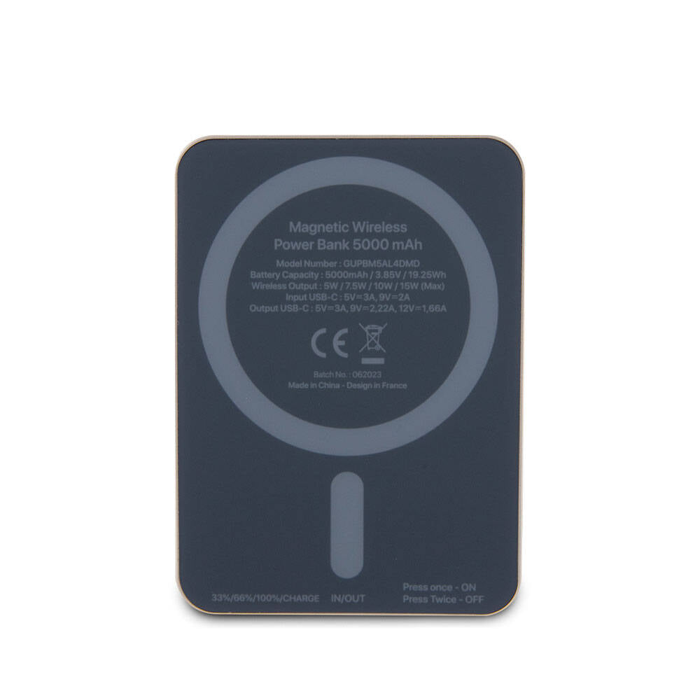 Guess Orjinal Lisanslı M-safe Şarj Özellikli Metal Yazı Logolu Powerbank 5000mAh 15W