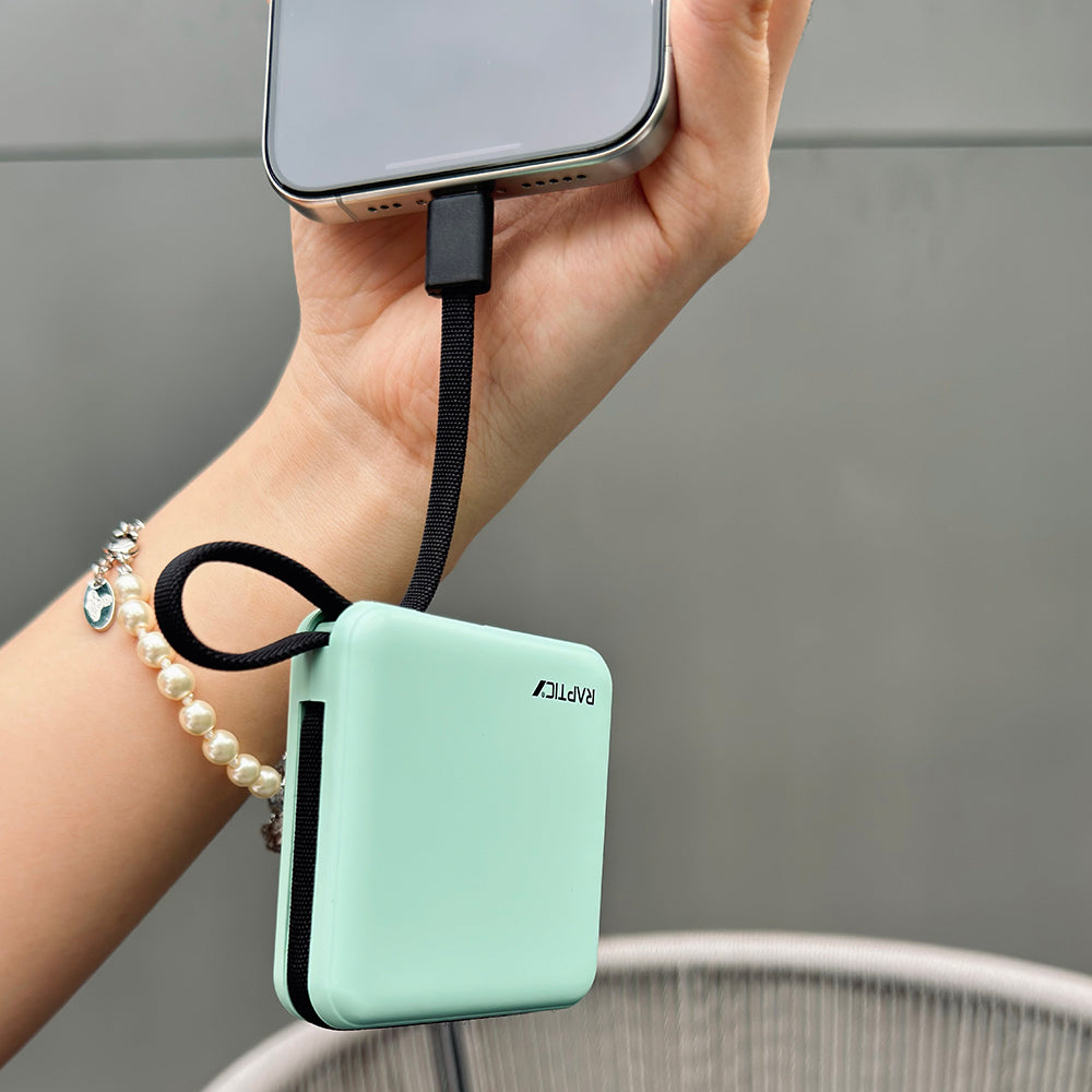 Raptic Lightning ve Type-C Kablolu Dijital LED Göstergeli Askılı 5000mAh Kompakt ve Taşınabilir Tasarım Powerbank