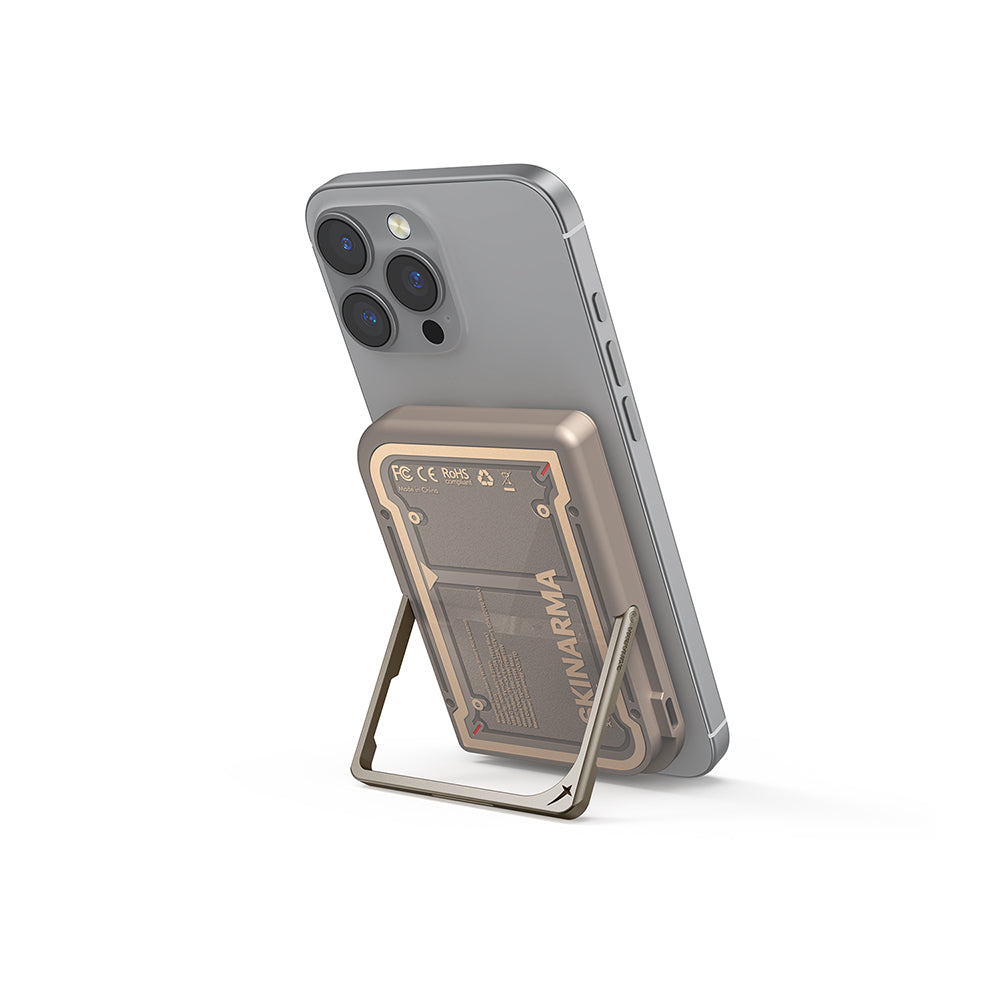 Skinarma Nexus Mecha Kablosuz ve PD Hızlı Şarj Özellikli Metal Standlı 20W 5000mAh Taşınabilir Powerbank