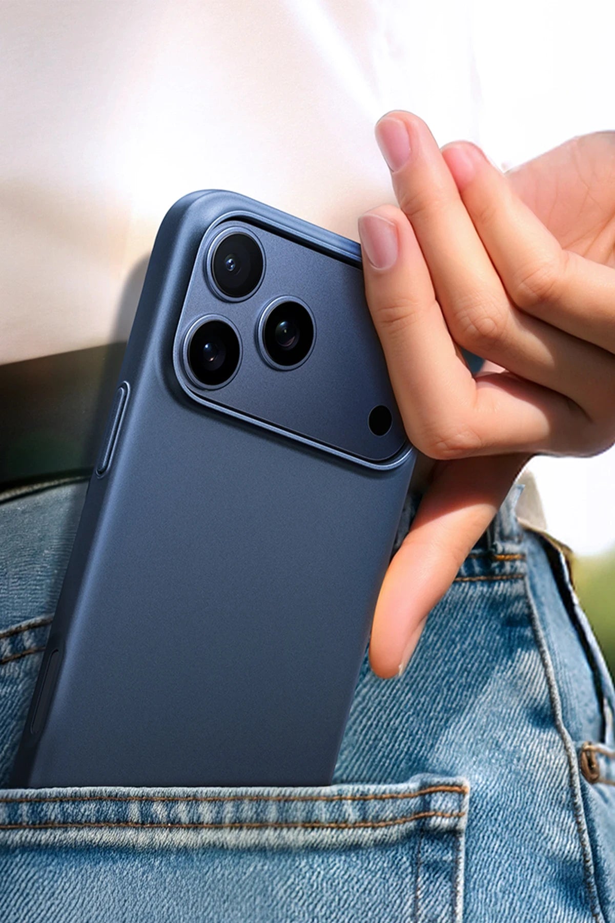 Torras SlimFit iPhone 17 Pro Magsafe Telefon Kılıfı