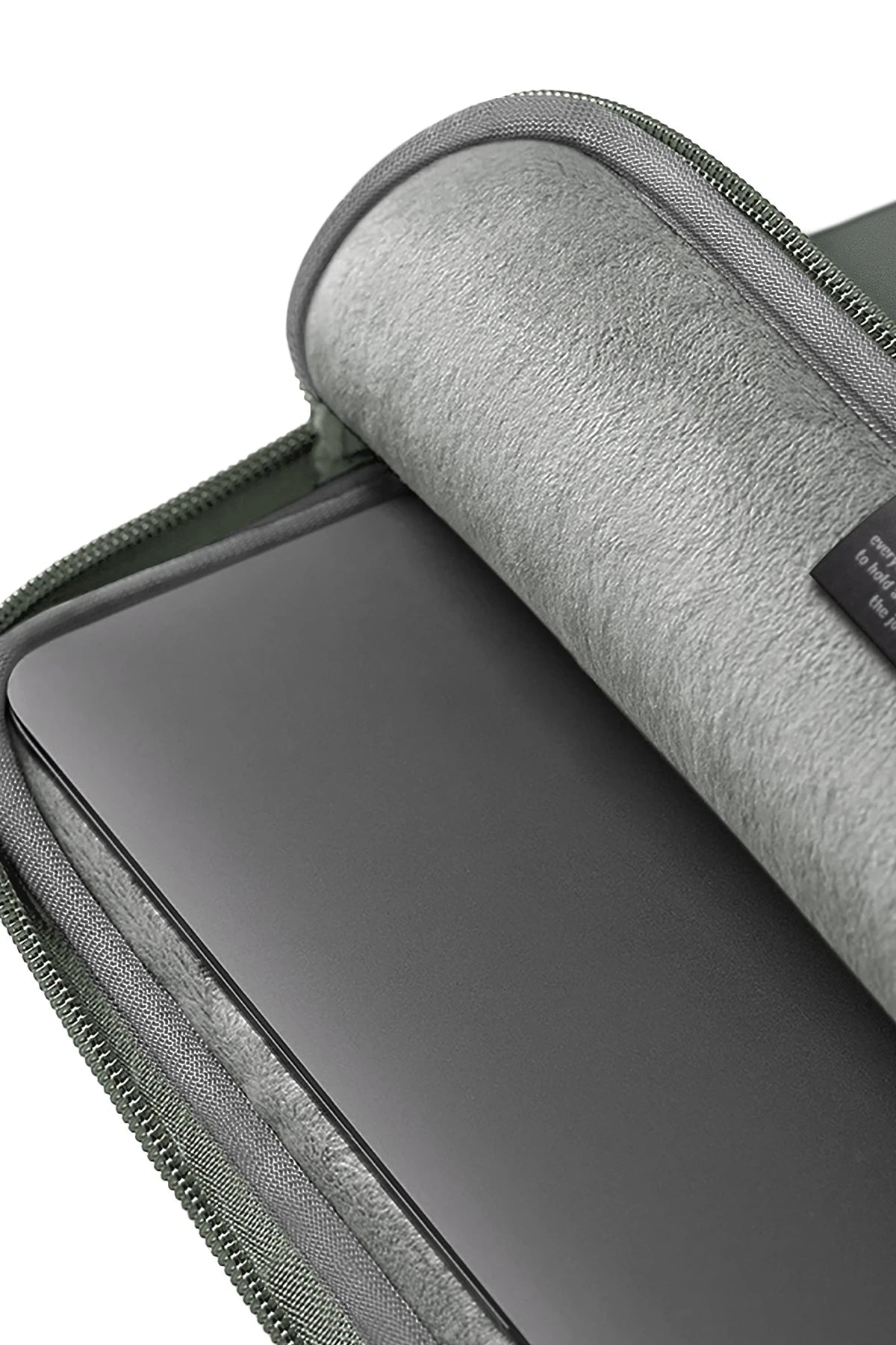 Uniq Cyprus Su Geçirmez Neopren Kumaş 14inç Laptop Çanta