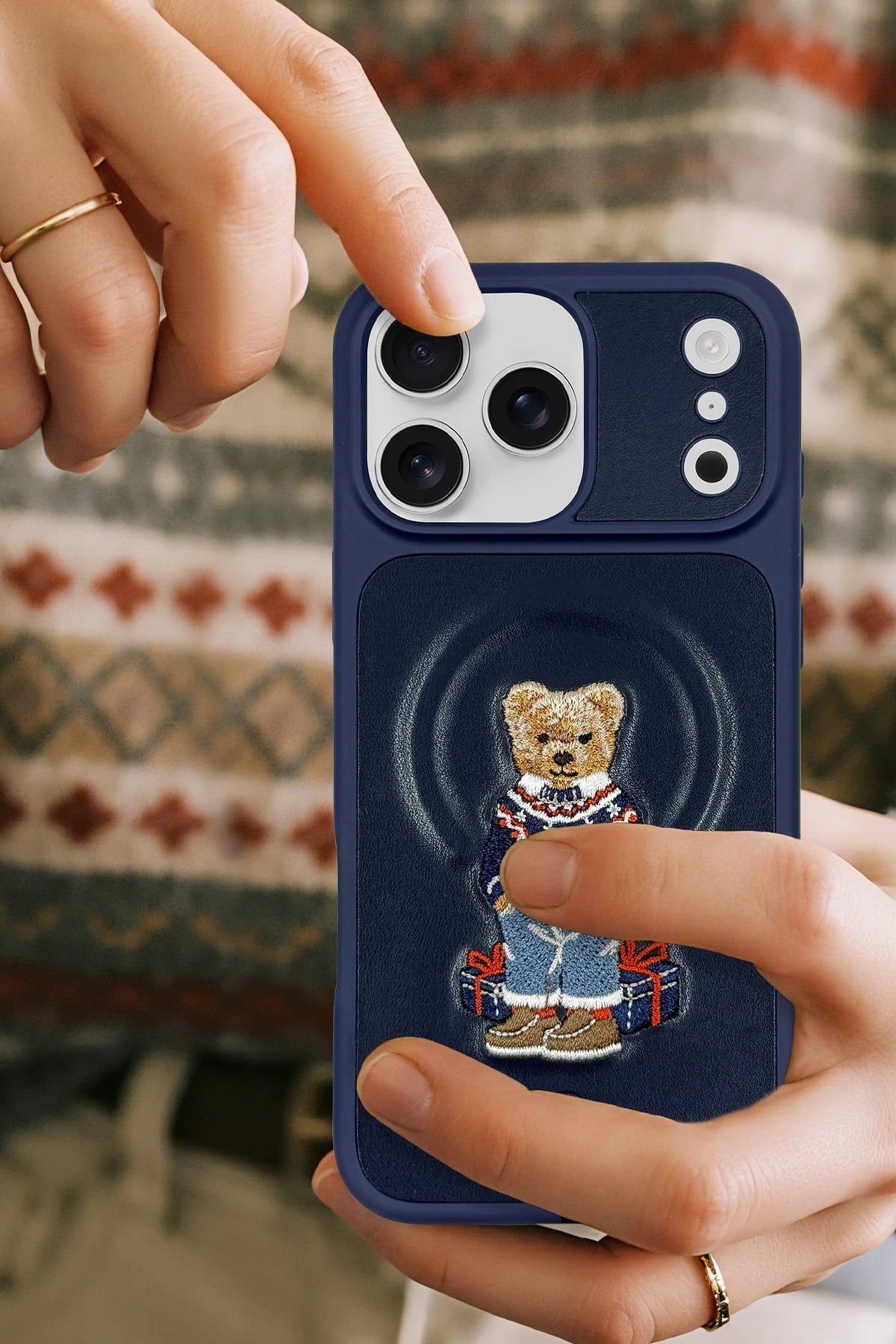 ZuckBear Apple iPhone 17 Pro Aristo Telefon Kılıfı